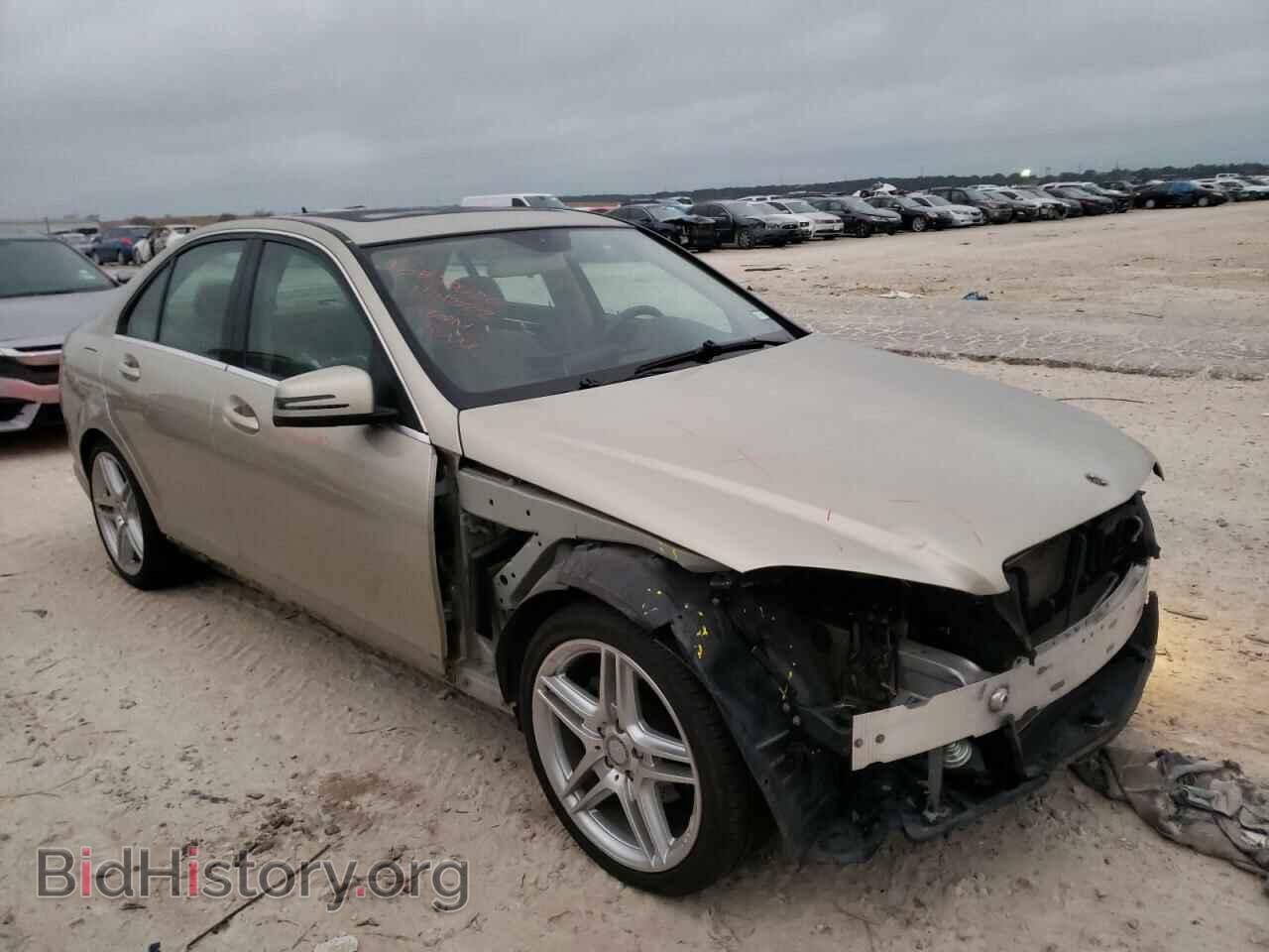 Photo WDDGF5EBXBF632983 - MERCEDES-BENZ C-CLASS 2011