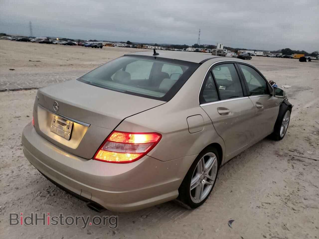 2011 MERCEDES-BENZ C-CLASS - VIN: WDDGF5EBXBF632983 - Фото 4