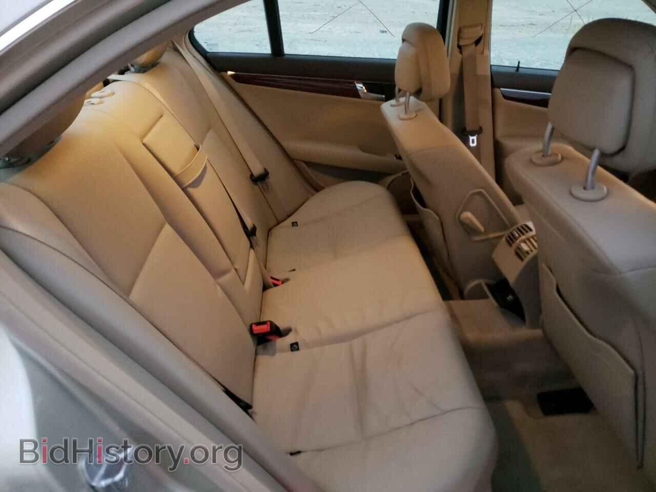 2011 MERCEDES-BENZ C-CLASS - VIN: WDDGF5EBXBF632983 - Фото 6