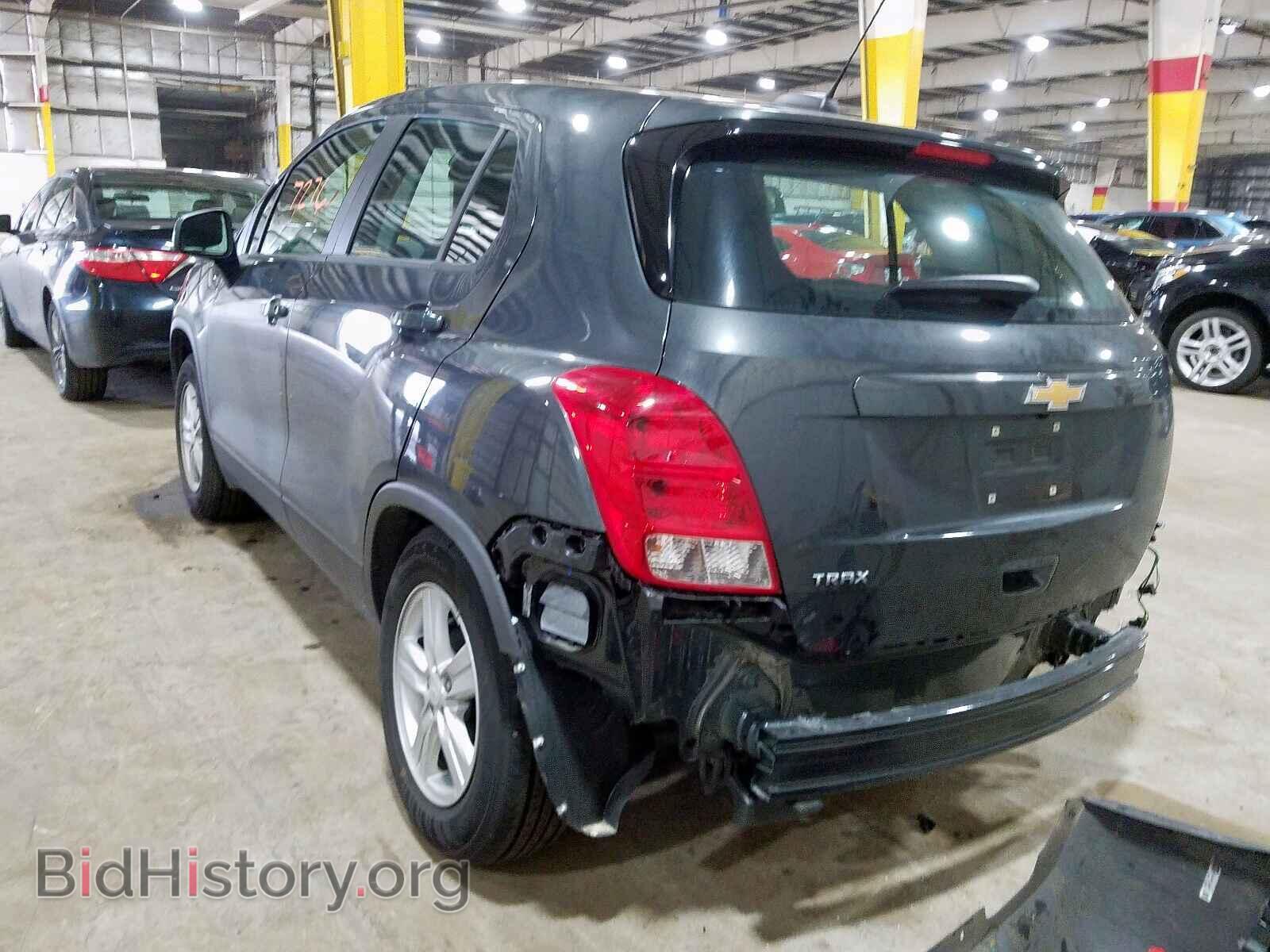 2019 CHEVROLET TRAX - VIN: 3GNCJKSB7KL205977 - Фото 3