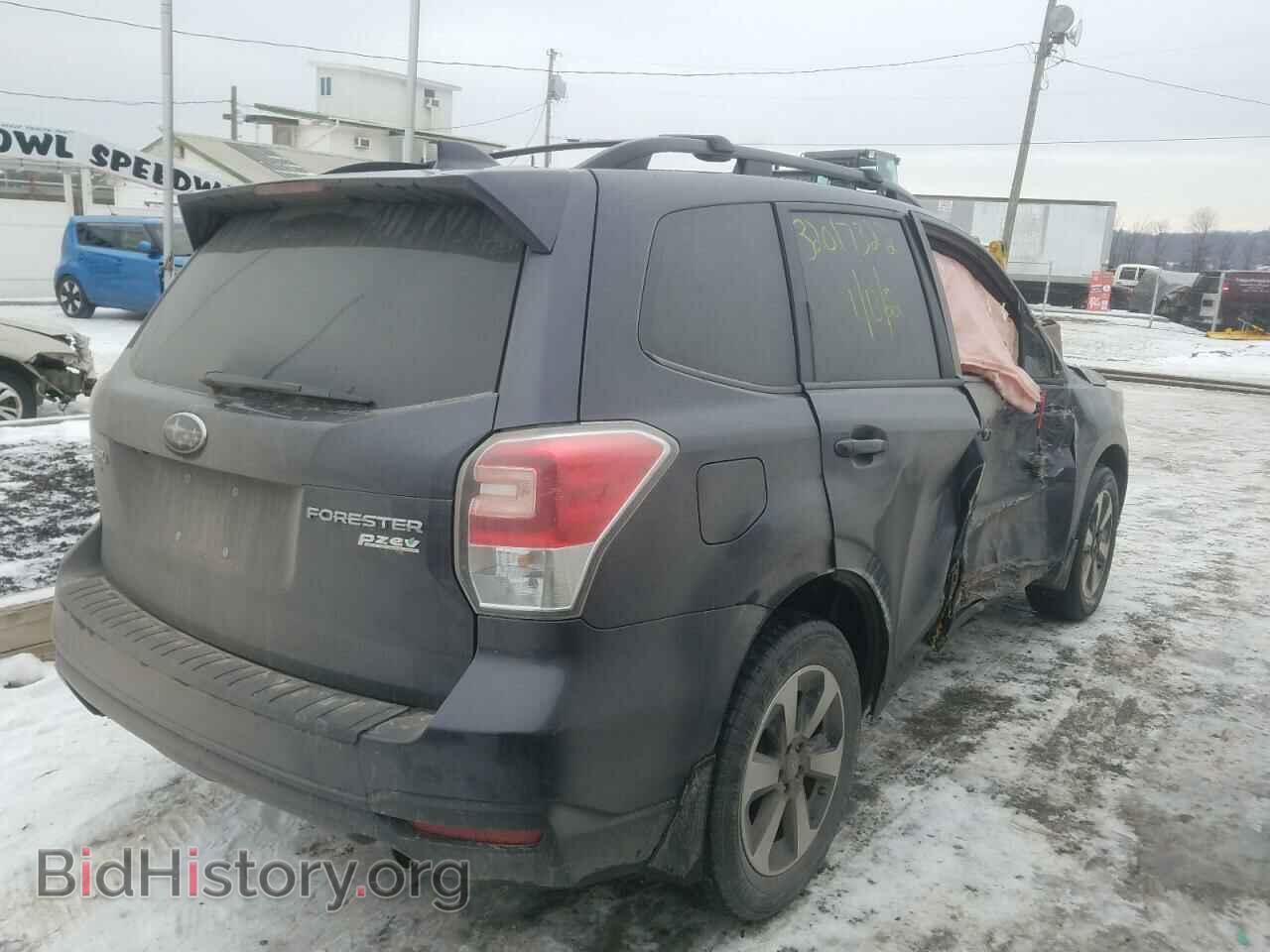 2017 SUBARU FORESTER - VIN: JF2SJAGC1HH497764 - Фото 4