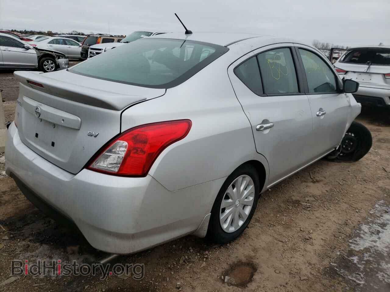2019 NISSAN VERSA - VIN: 3N1CN7AP0KL817528 - Фото 4