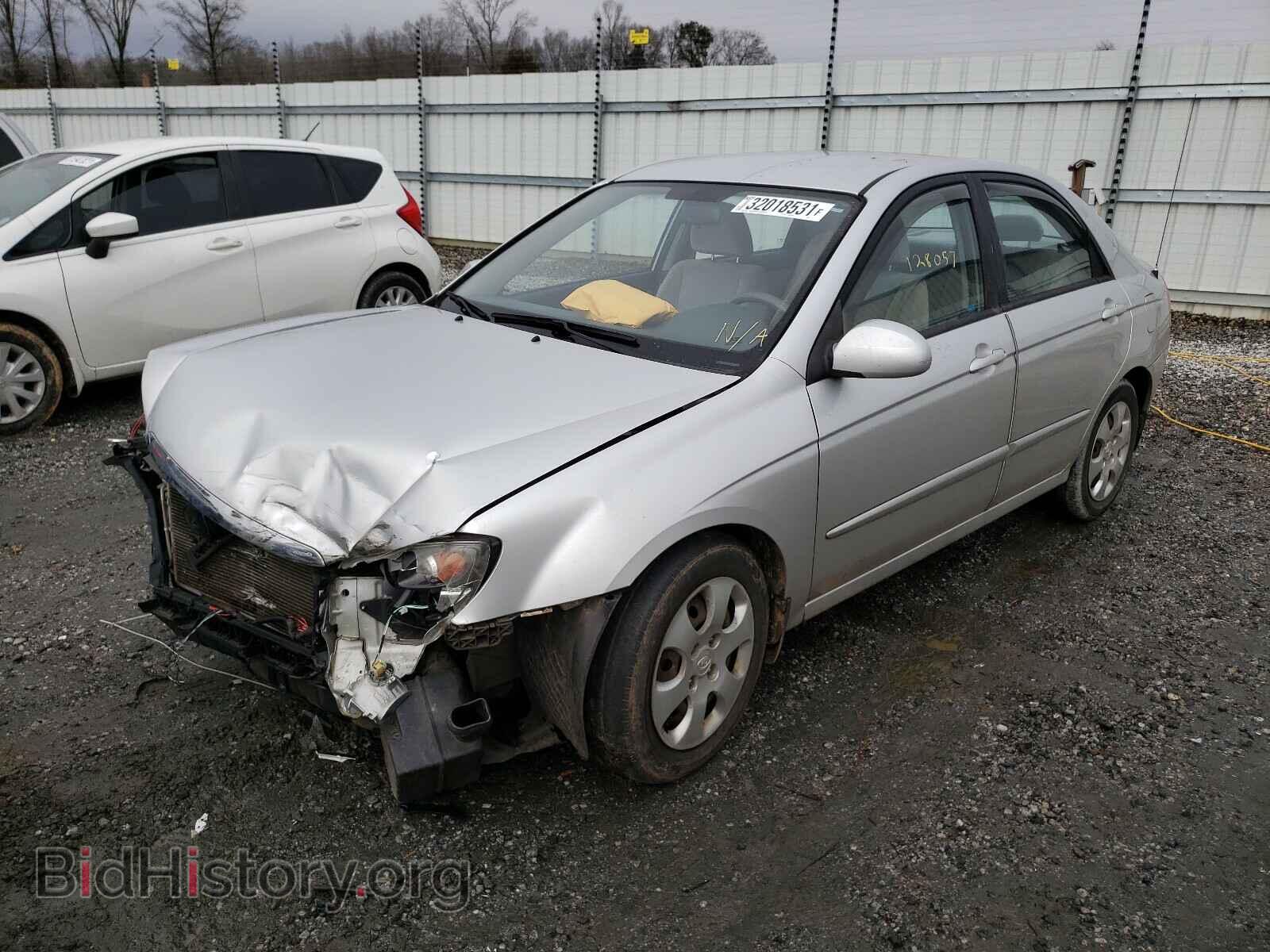 2009 KIA SPECTRA - VIN: KNAFE221595647102 - Фото 2