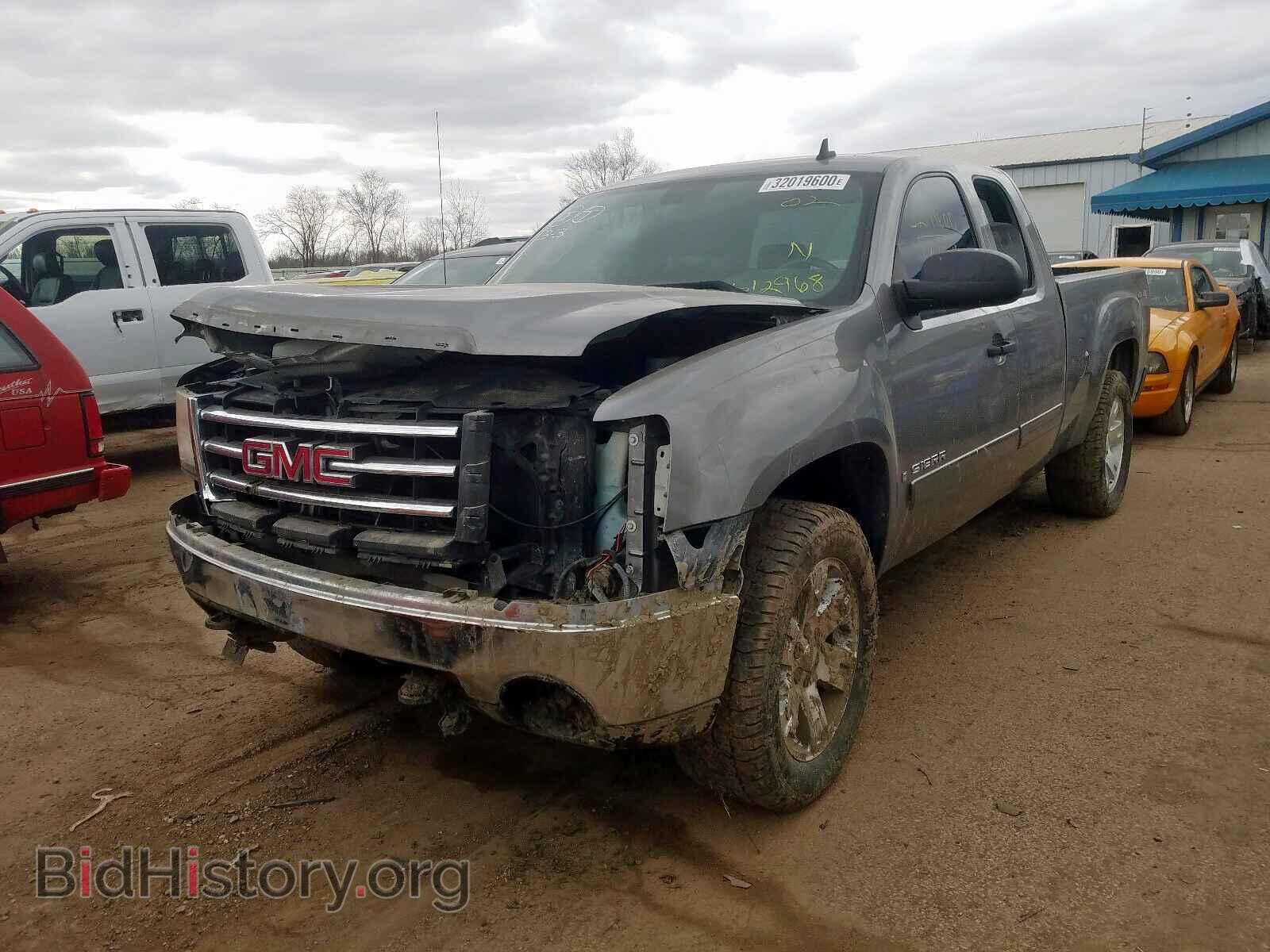 2007 GMC SIERRA - VIN: 2GTEK19J571612968 - Фото 2
