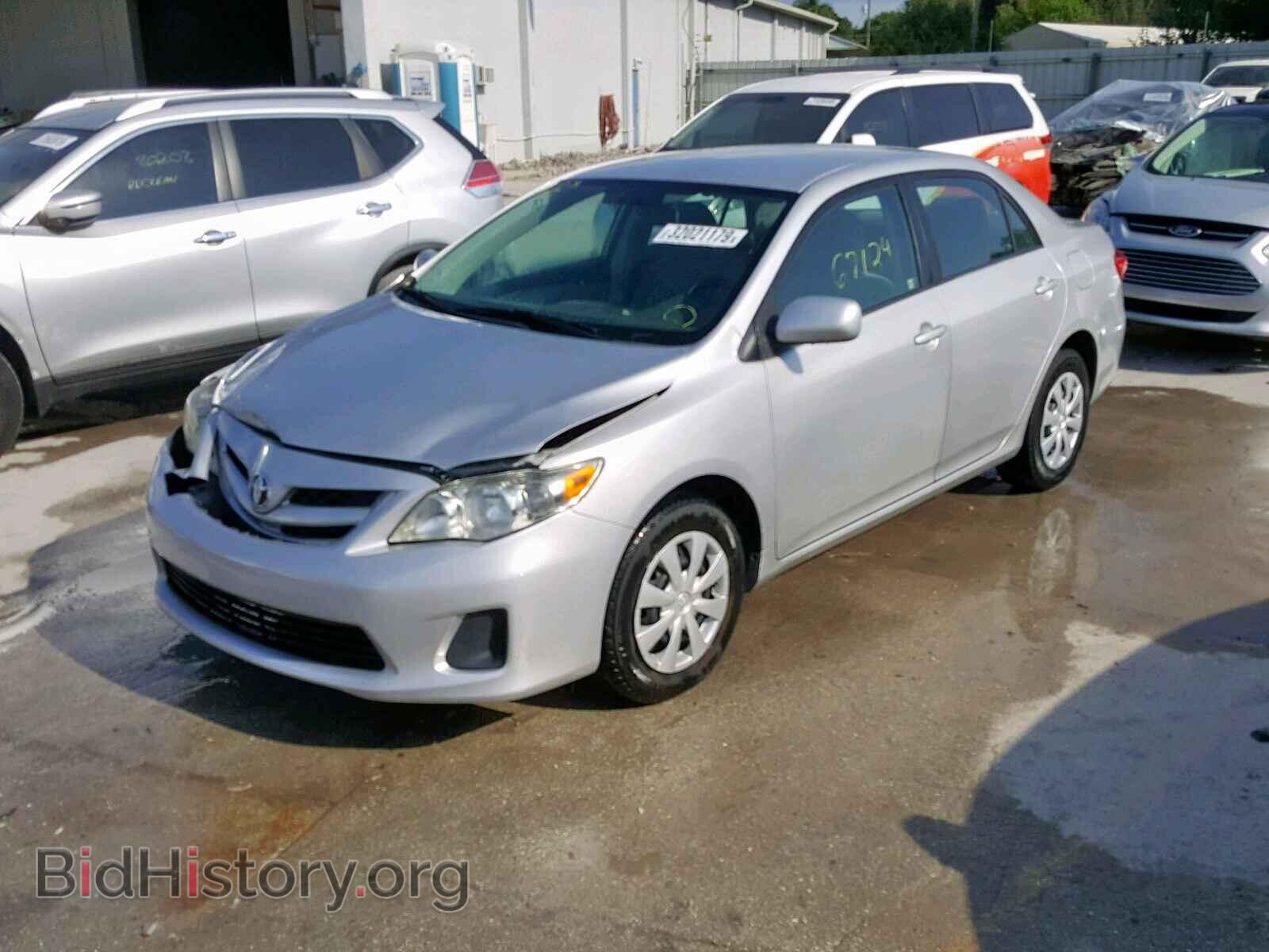 2011 TOYOTA COROLLA BA - VIN: 2T1BU4EE7BC672073 - Фото 2