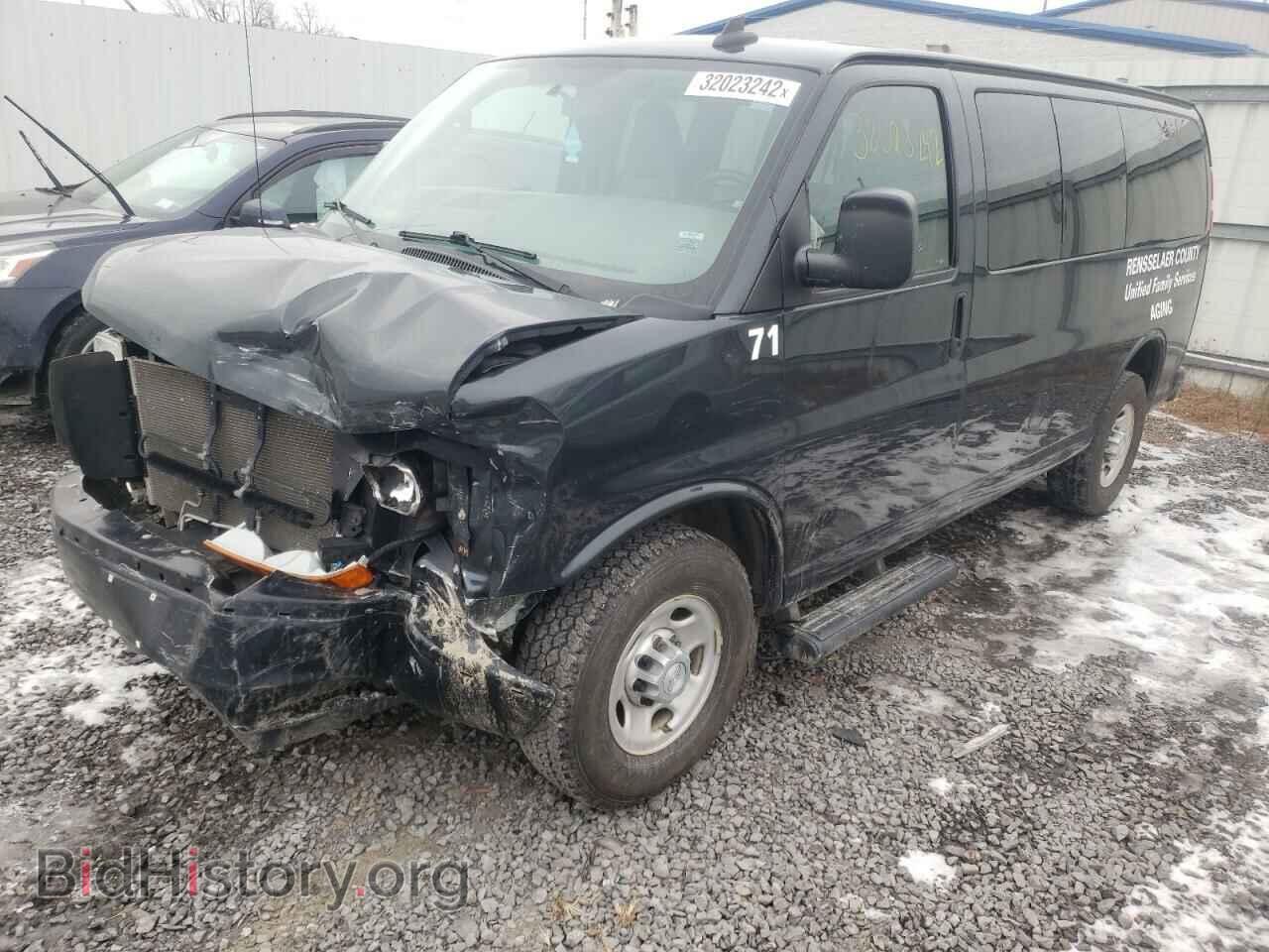 2017 CHEVROLET EXPRESS - VIN: 1GAWGEFF3H1283801 - Фото 2
