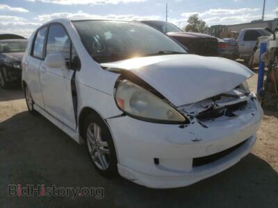 2007 Honda FIT FIT S, белый — VIN JHMGD38697S043357, Copart