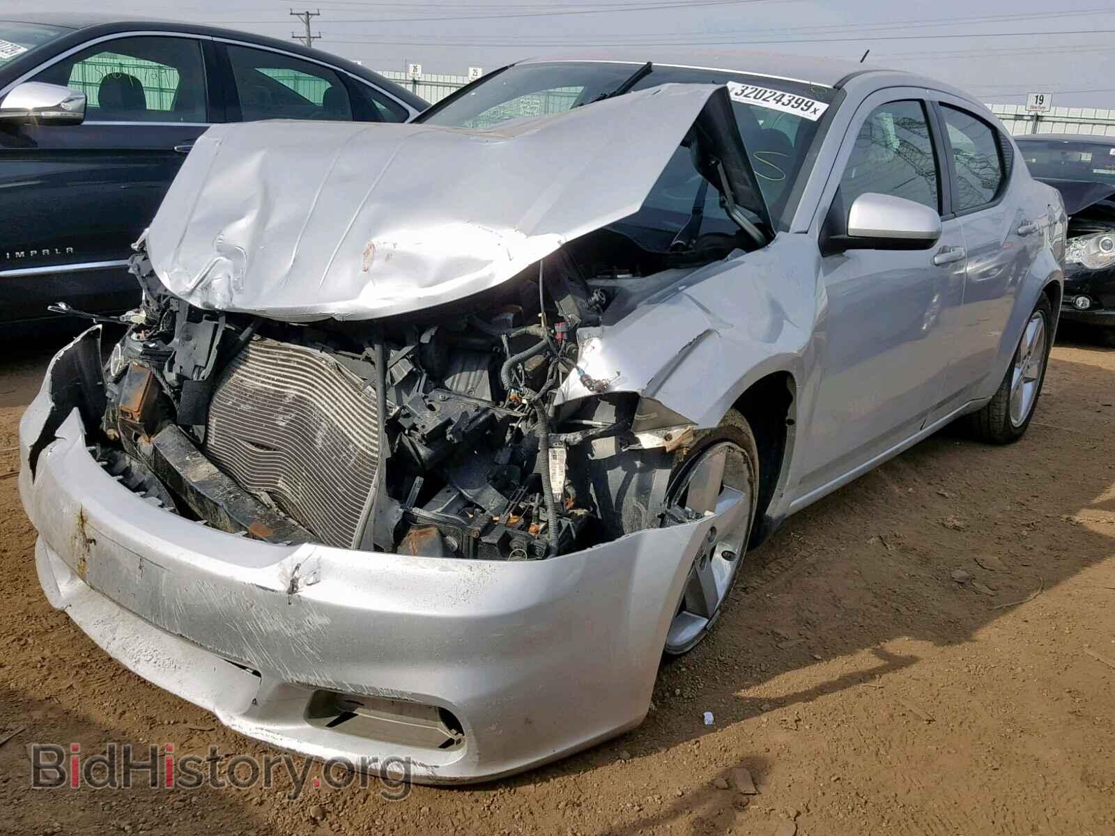 2011 DODGE AVENGER - VIN: 1B3BD1FB1BN556370 - Фото 2