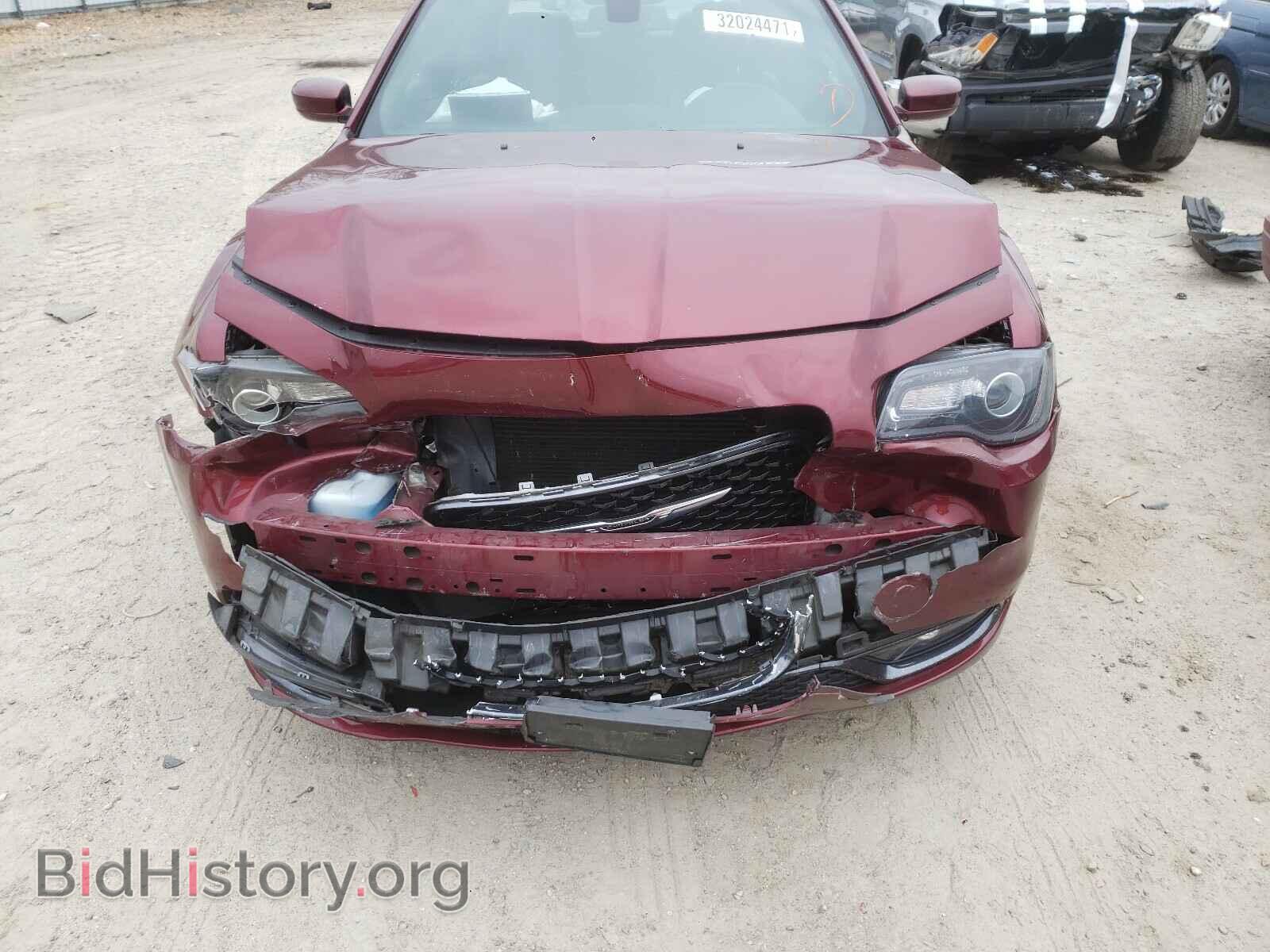 2019 CHRYSLER 300 - VIN: 2C3CCAGGXKH632178 - Фото 7