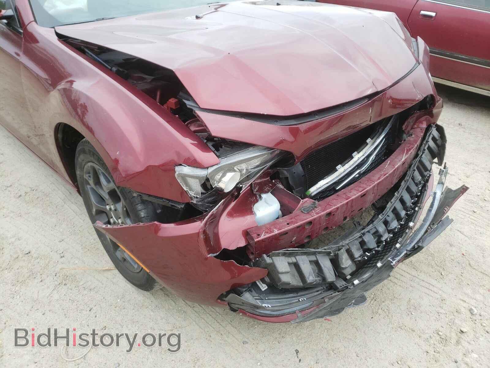 2019 CHRYSLER 300 - VIN: 2C3CCAGGXKH632178 - Фото 9