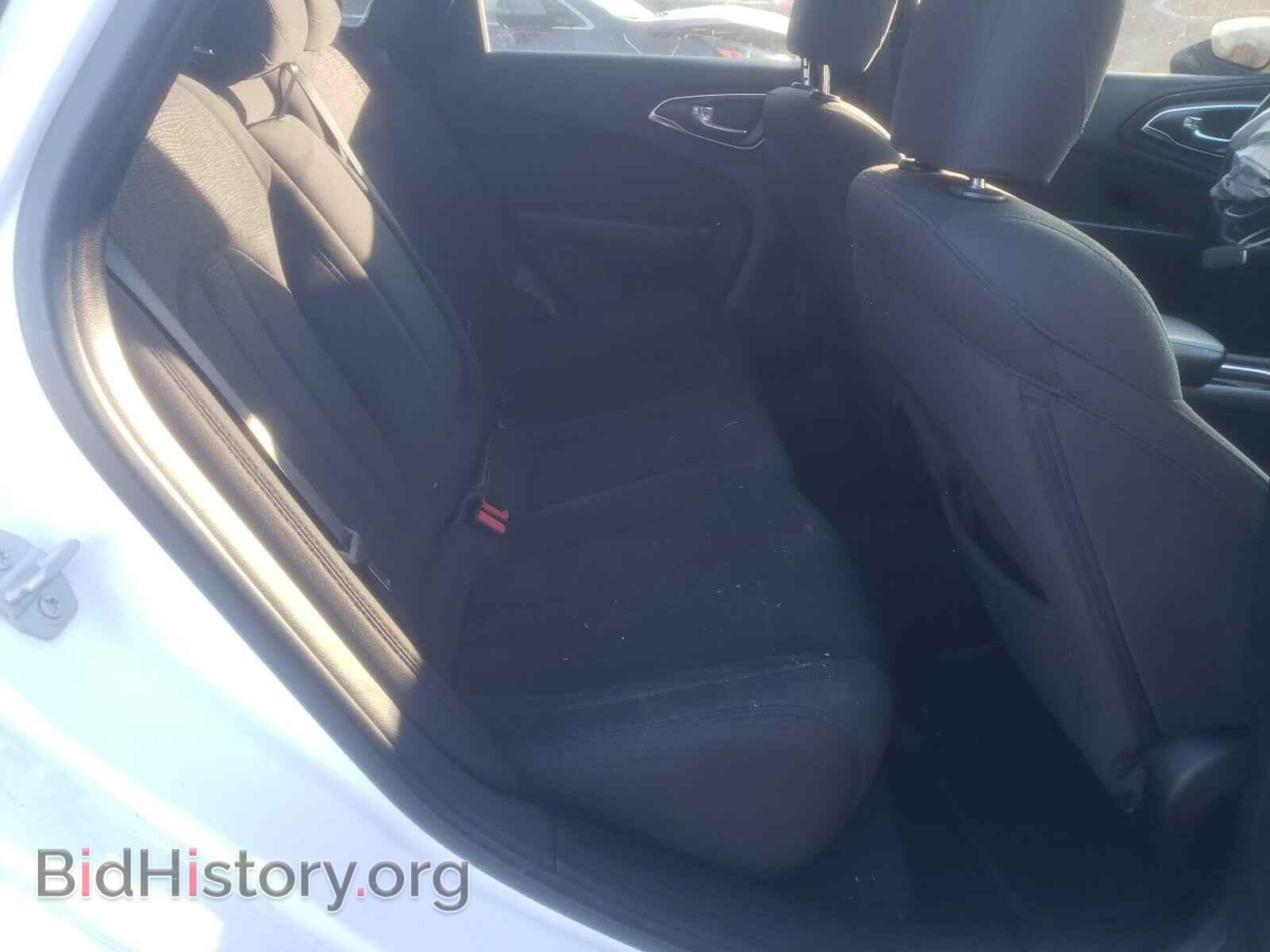 2016 CHRYSLER 200 - VIN: 1C3CCCAB9GN102968 - Фото 6