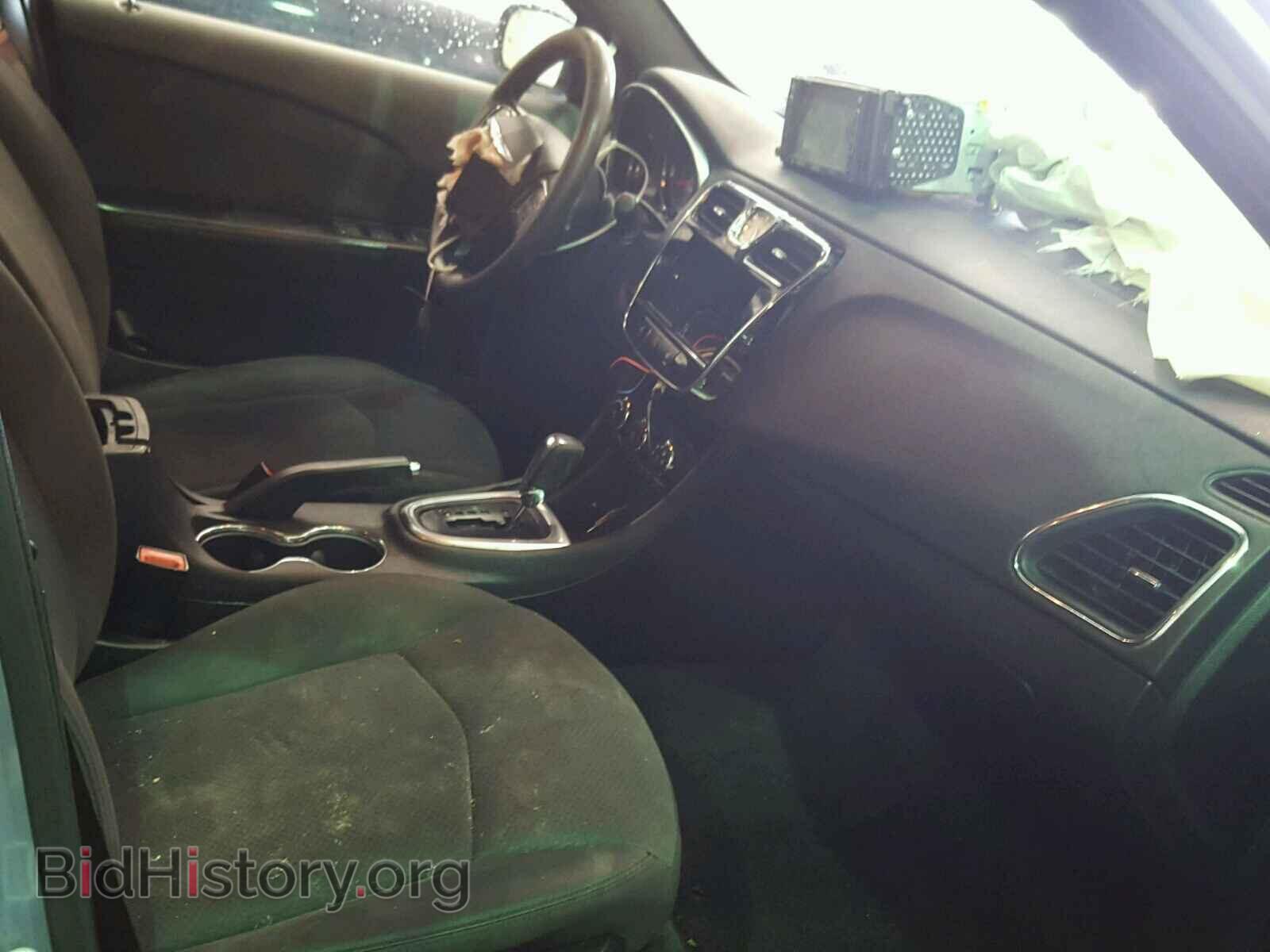 2012 CHRYSLER 200 - VIN: 1C3CCBAB0CN207533 - Фото 5