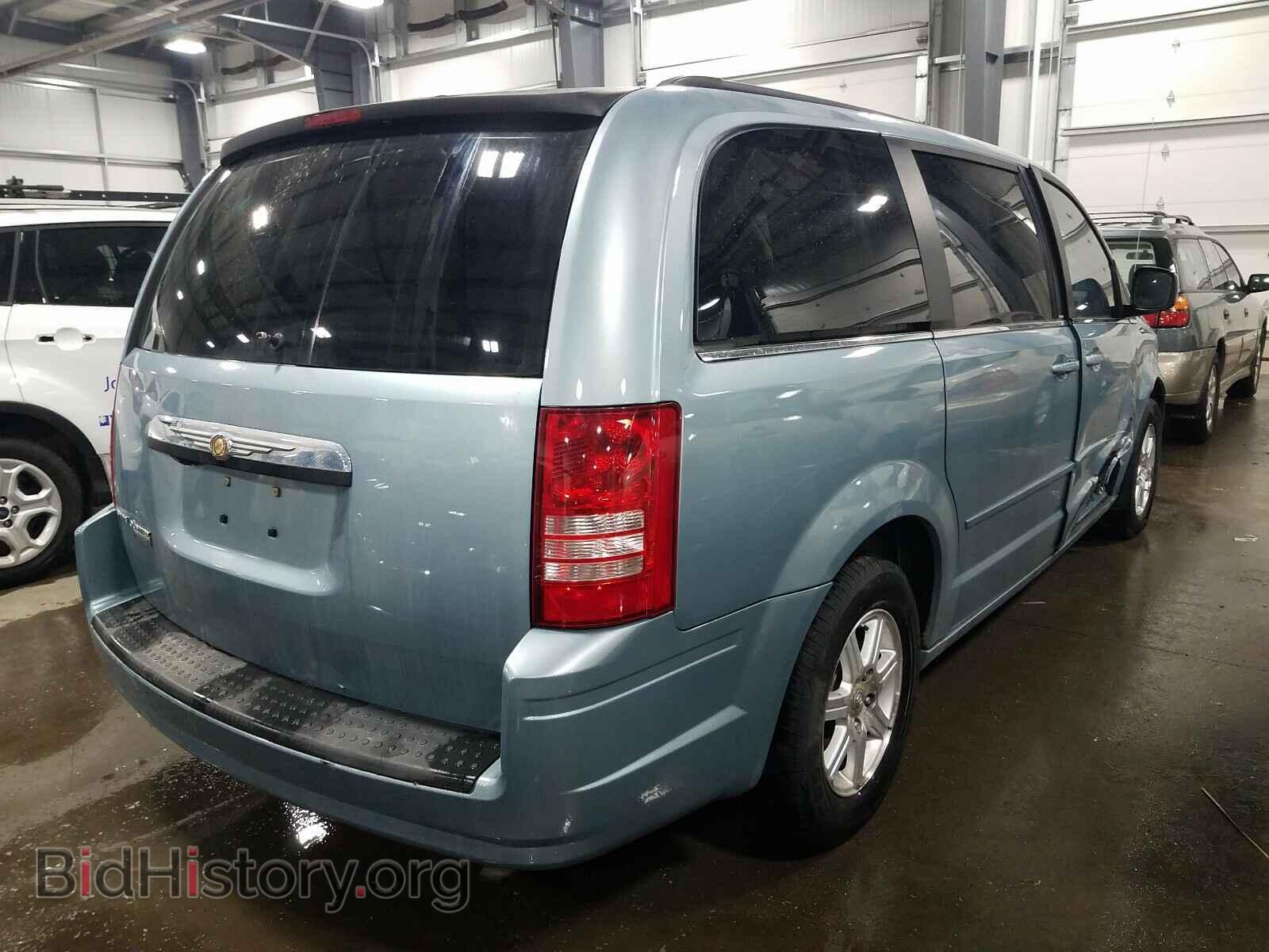 2008 CHRYSLER MINIVAN - VIN: 2A8HR54P88R788579 - Фото 4