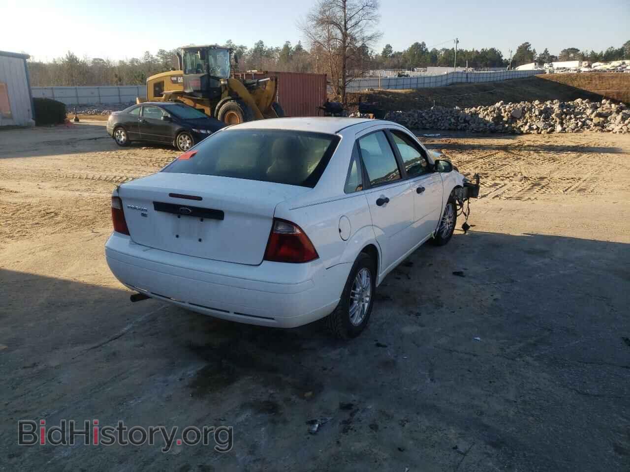 2007 FORD FOCUS - VIN: 1FAFP34N37W155927 - Фото 4