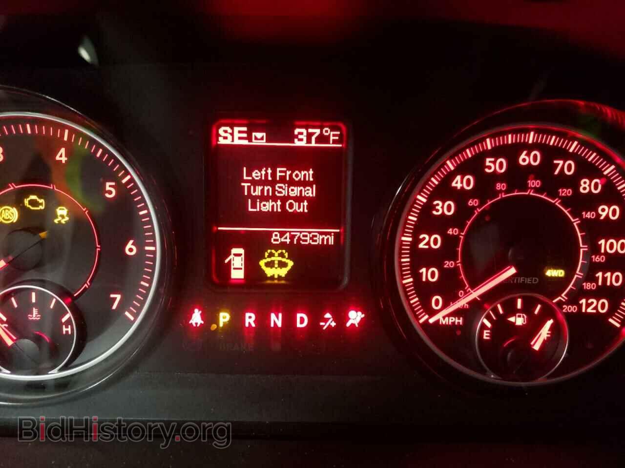 2018 RAM 1500 - VIN: 1C6RR7XT5JS302046 - Фото 8