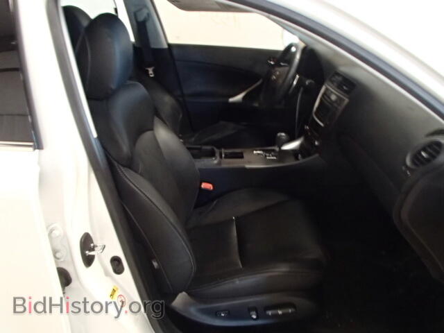 2009 LEXUS IS250 - VIN: JTHBK262X95106607 - Photo 5