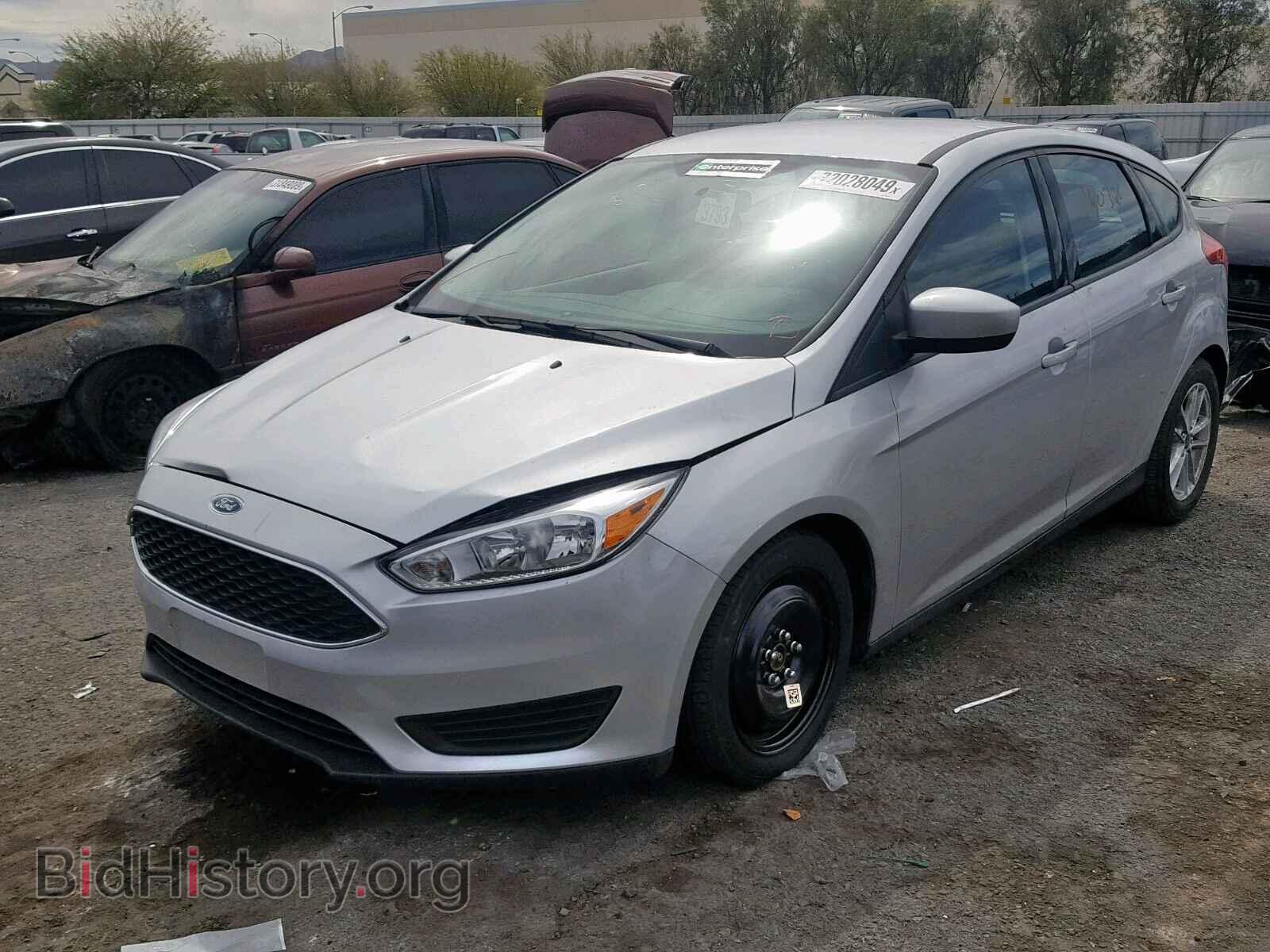 2018 FORD FOCUS SE - VIN: 1FADP3K26JL251365 - Фото 2