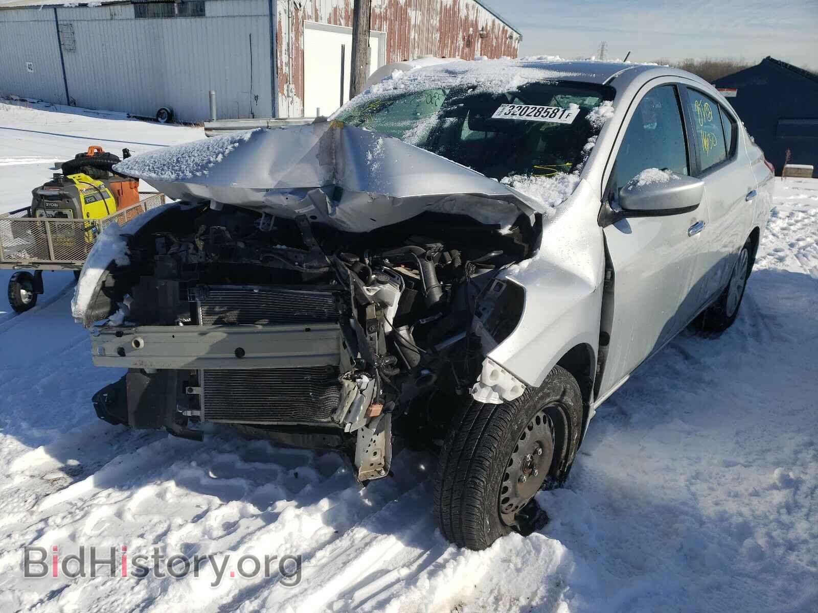 2019 NISSAN VERSA - VIN: 3N1CN7AP2KL819524 - Фото 2