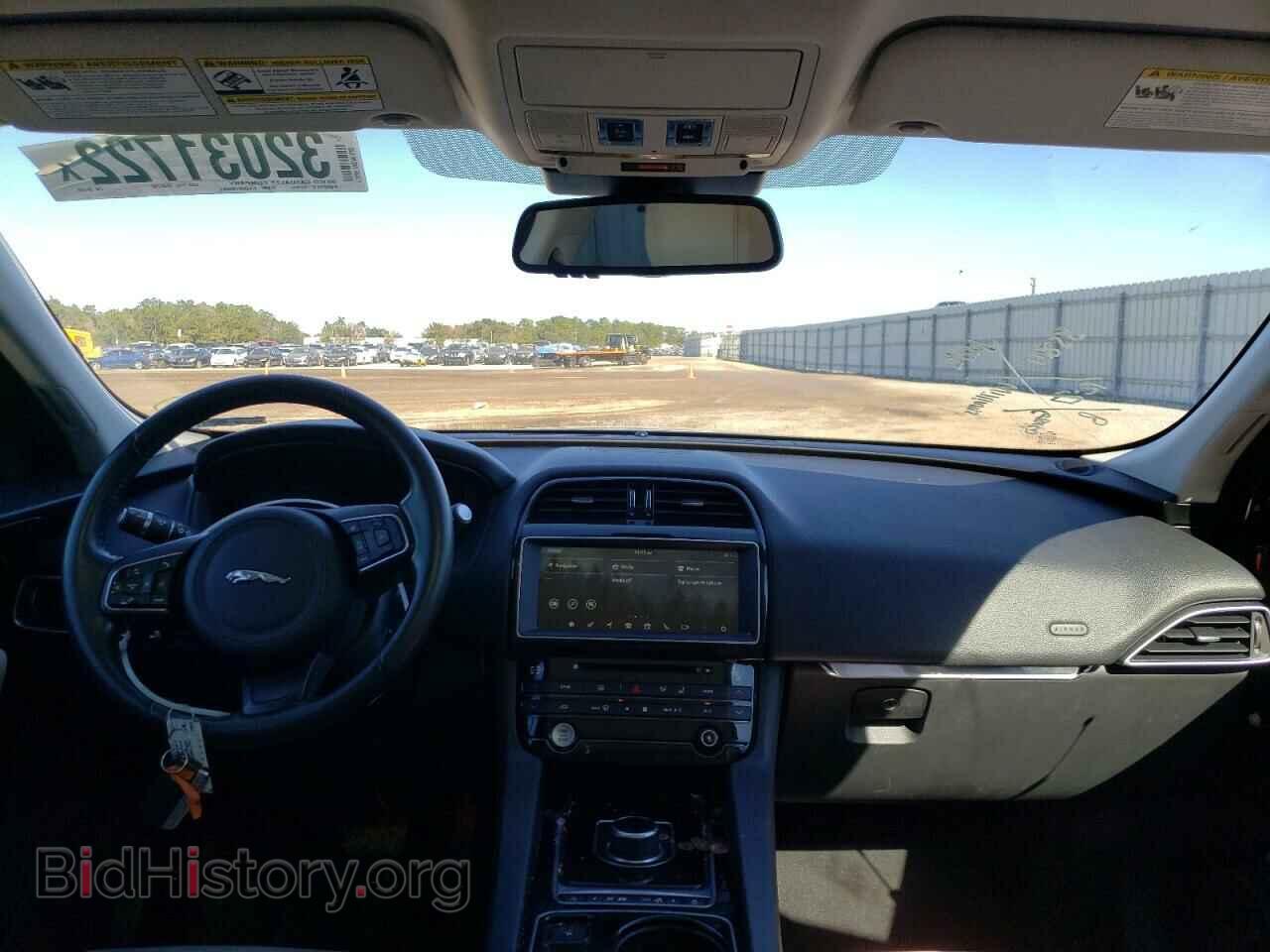 2017 JAGUAR F-PACE - VIN: SADCK2BVXHA081059 - Фото 9