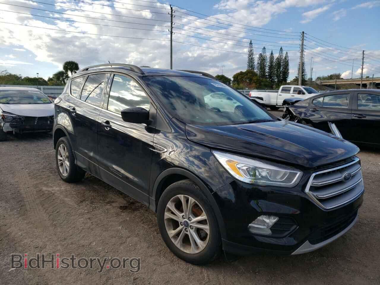 Фотография 1FMCU0GD8HUF05651 - FORD ESCAPE 2017