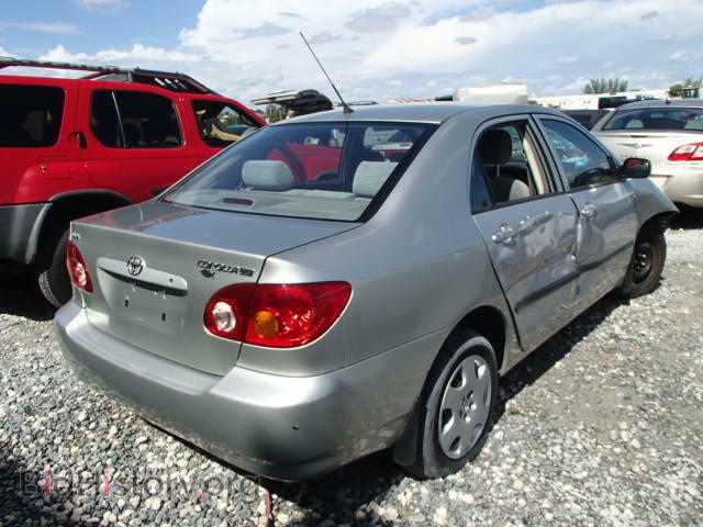 2003 TOYOTA COROLLA - VIN: JTDBR32E130021226 - Фото 4