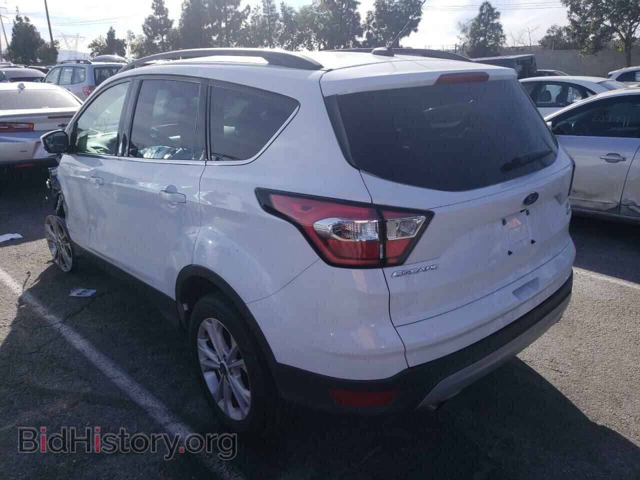 2018 FORD ESCAPE - VIN: 1FMCU0G99JUC63339 - Фото 3