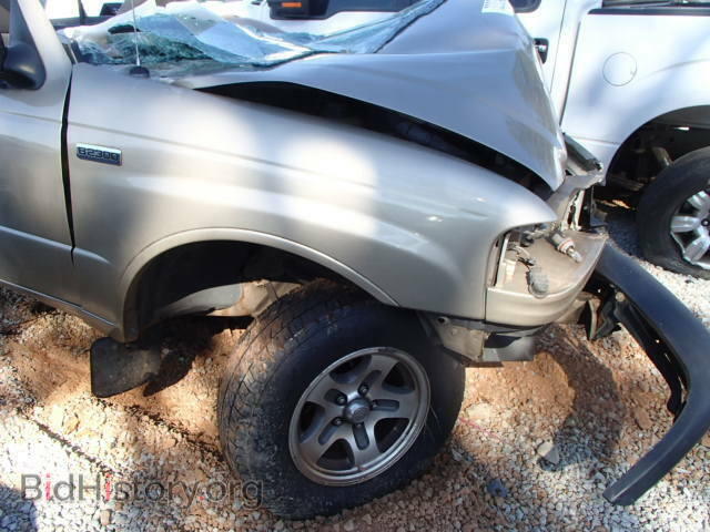 2001 MAZDA B2300 - VIN: 4F4YR12D01TM30813 - Фото 10