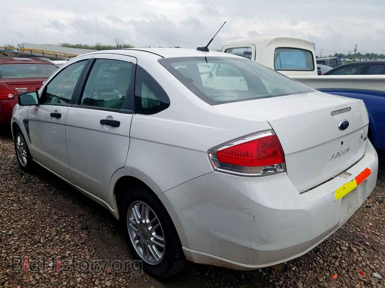2008 FORD FOCUS - VIN: 1FAHP35N38W182621 - Фото 3