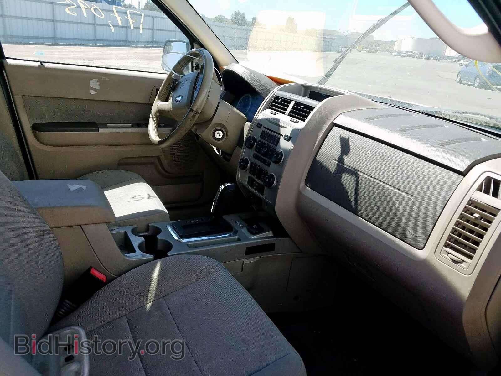 2011 FORD ESCAPE - VIN: 1FMCU5K39BKB48849 - Фото 5