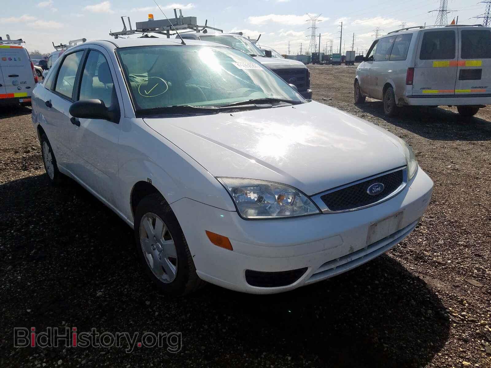 Photo 1FAHP34N67W323231 - FORD FOCUS 2007