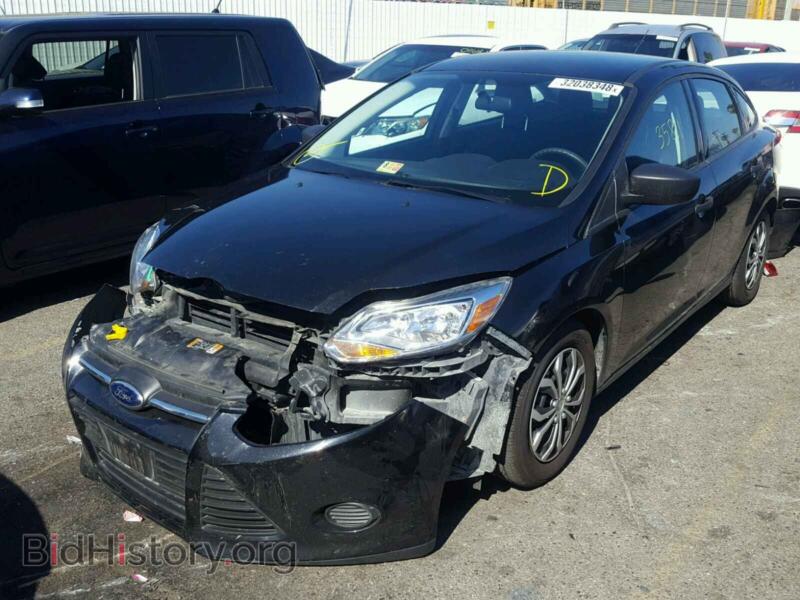 2014 Ford FOCUS (VIN 1FADP3E28EL458356) — photo 2 of 10
