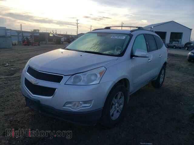 2010 CHEVROLET TRAVERSE - VIN: 1GNLVFED7AS142016 - Фото 2