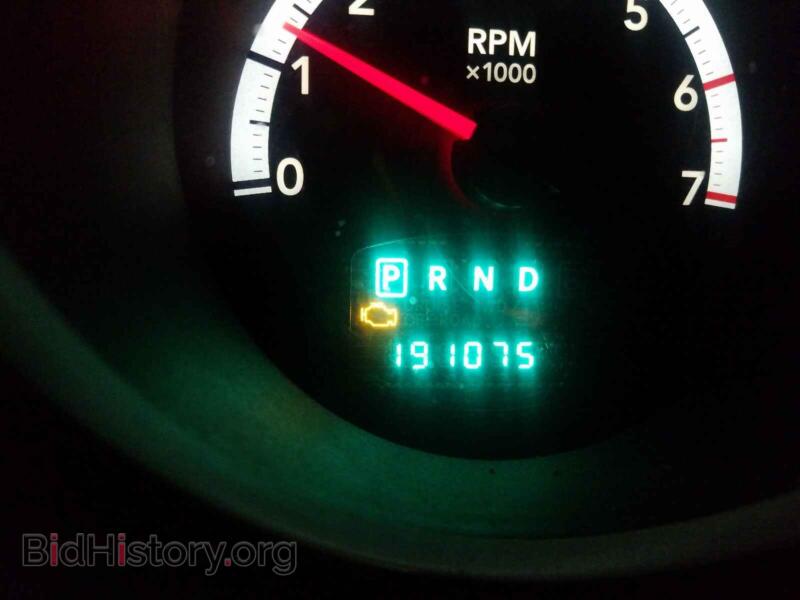 2007 Dodge NITRO (VIN 1D8GU58K67W555579) — фото 8 из 10