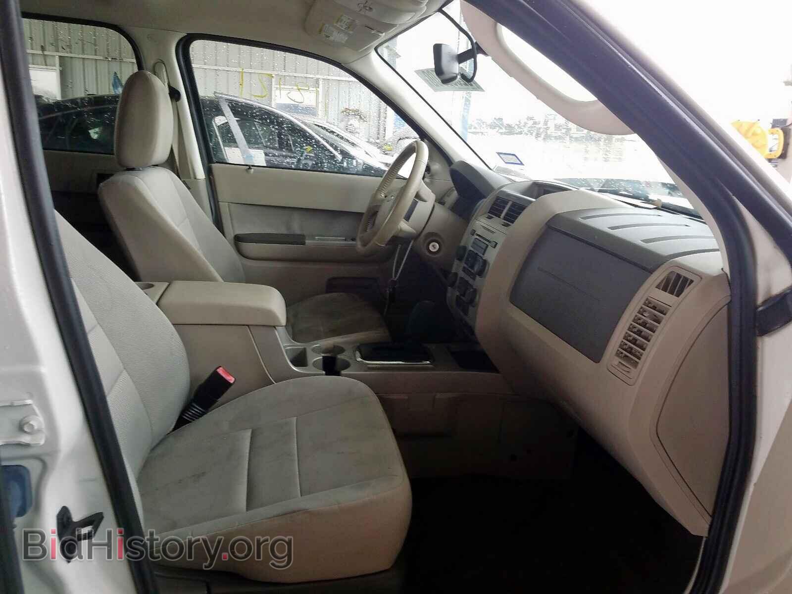 2011 FORD ESCAPE - VIN: 1FMCU0D75BKB66591 - Photo 5