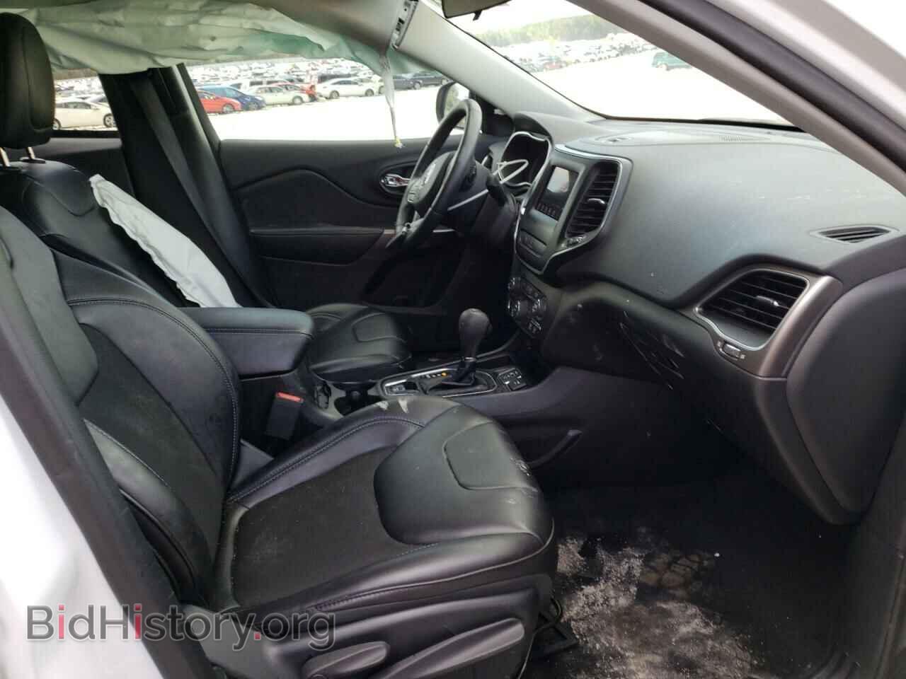 2019 JEEP CHEROKEE - VIN: 1C4PJLLX6KD272103 - Фото 5