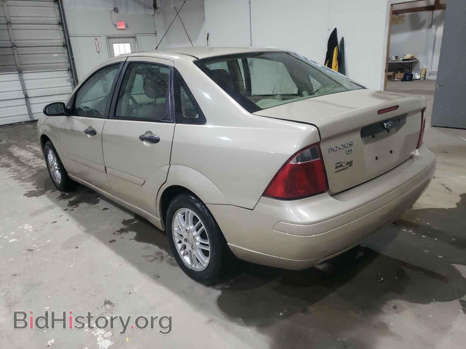 2007 FORD FOCUS - VIN: 1FAFP34N57W183387 - Photo 3