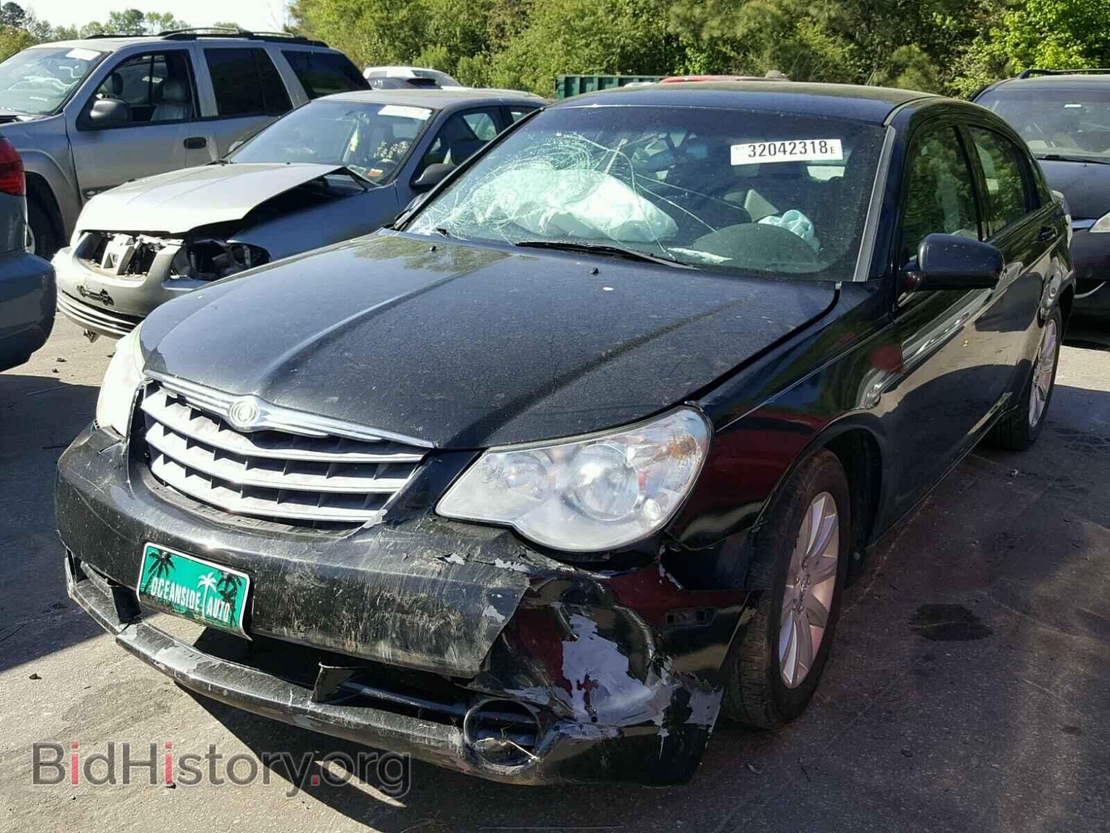 2010 CHRYSLER SEBRING - VIN: 1C3CC5FB7AN152506 - Фото 2
