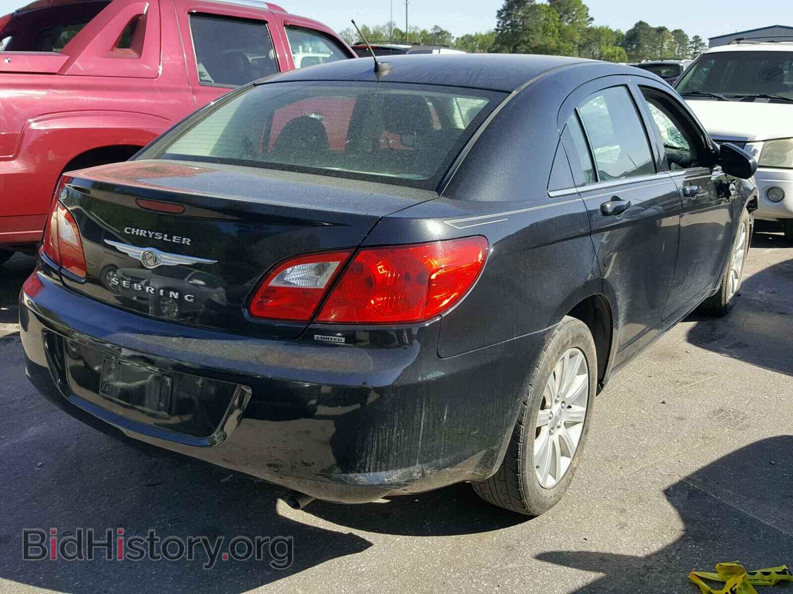 2010 CHRYSLER SEBRING - VIN: 1C3CC5FB7AN152506 - Фото 4