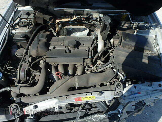2004 VOLVO V40 - VIN: YV1VW27514F061632 - Фото 7