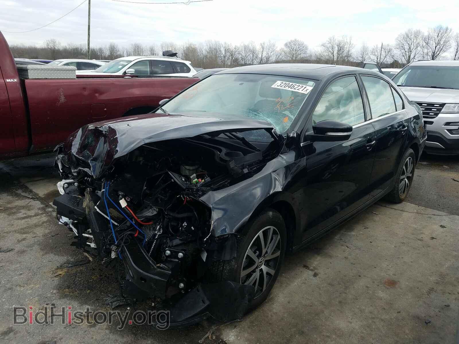 2017 VOLKSWAGEN JETTA - VIN: 3VWDB7AJ0HM235998 - Фото 2
