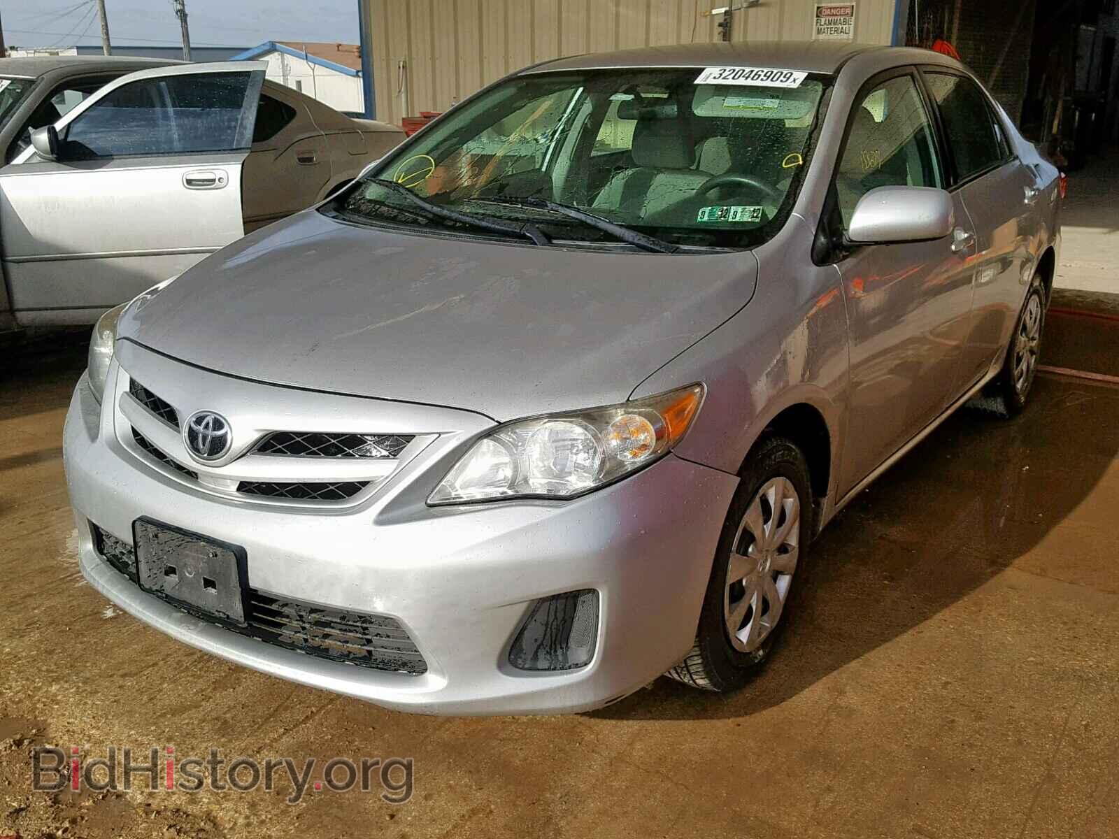 2011 TOYOTA COROLLA BA - VIN: 2T1BU4EE1BC697602 - Фото 2