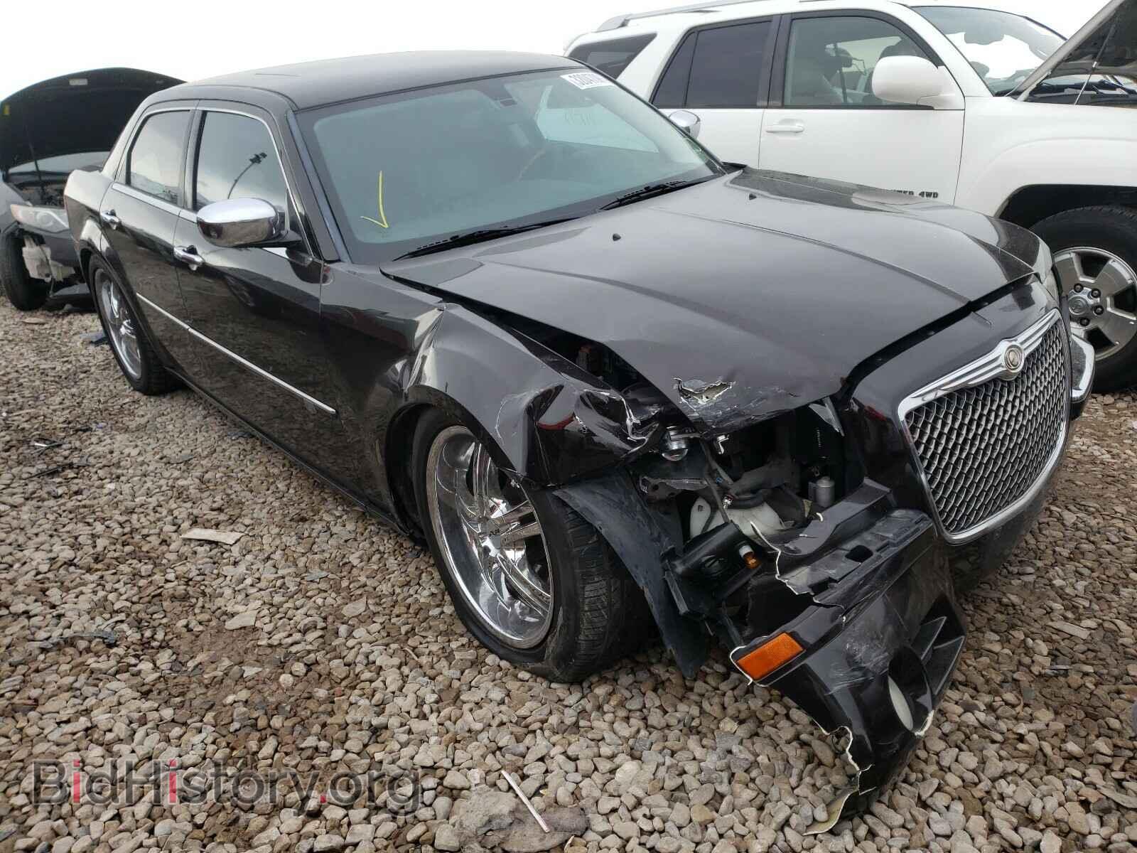 Photo 2C3CA6CT6AH153938 - CHRYSLER 300 2010