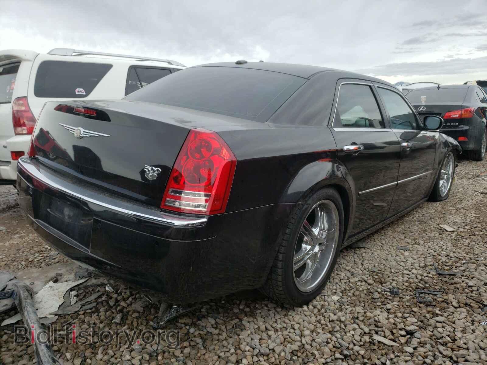 2010 CHRYSLER 300 - VIN: 2C3CA6CT6AH153938 - Фото 4