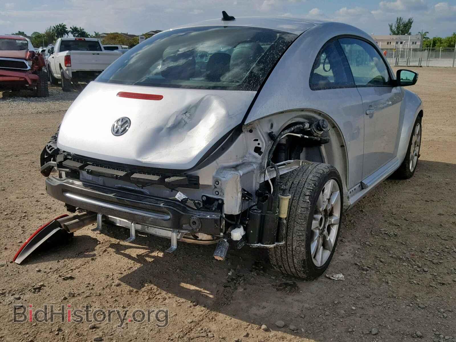 2012 VOLKSWAGEN BEETLE - VIN: 3VWJP7AT0CM644940 - Фото 4
