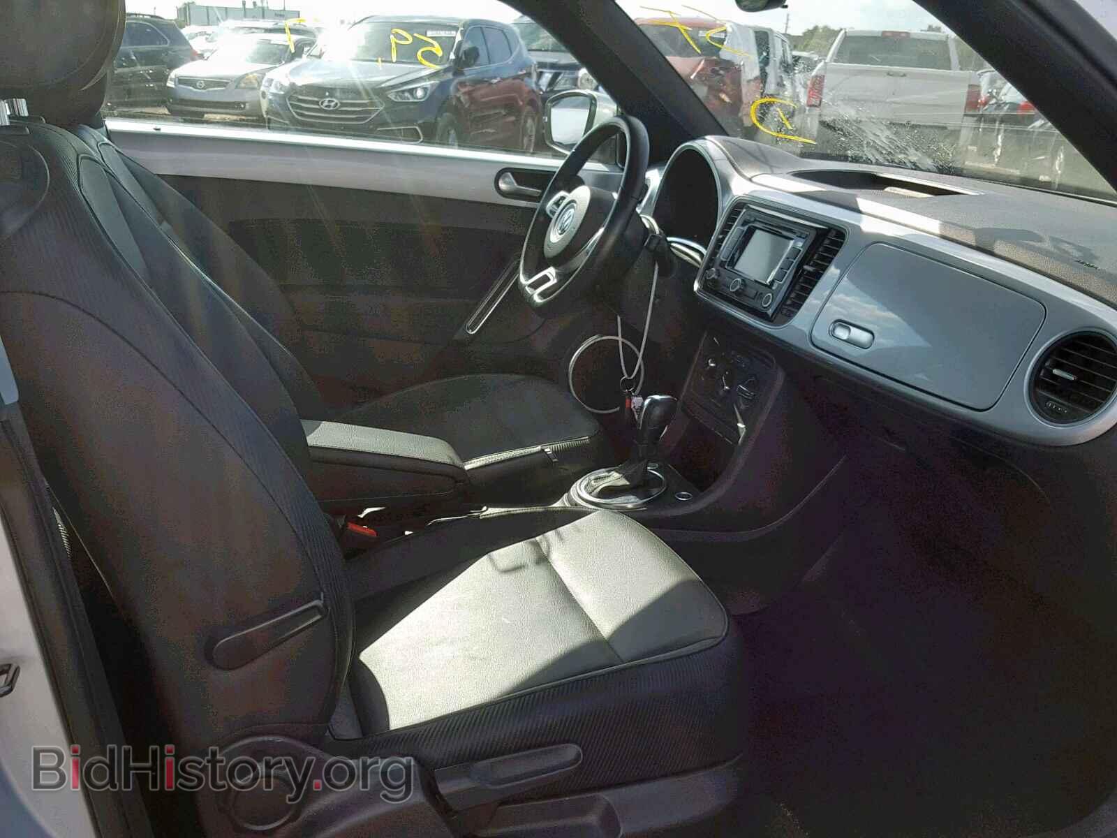 2012 VOLKSWAGEN BEETLE - VIN: 3VWJP7AT0CM644940 - Фото 5