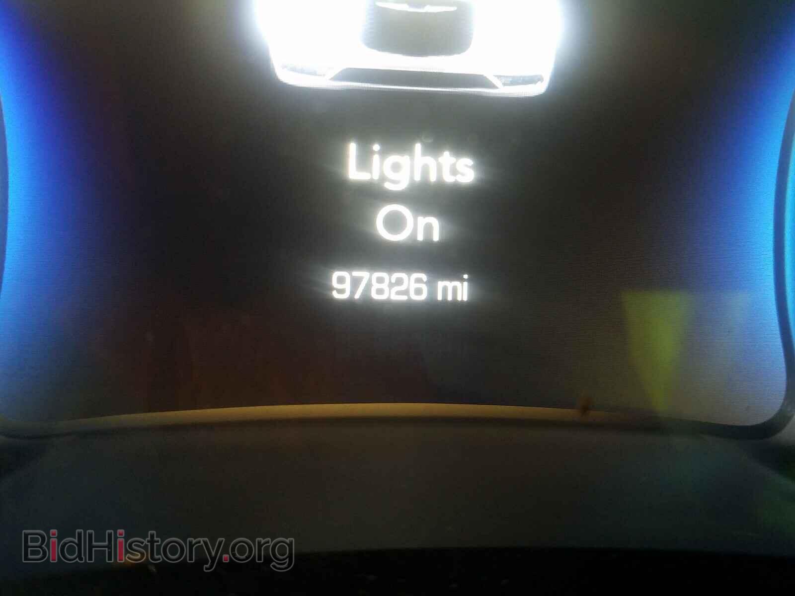 2015 CHRYSLER 300 - VIN: 2C3CCAAG9FH894059 - Фото 8