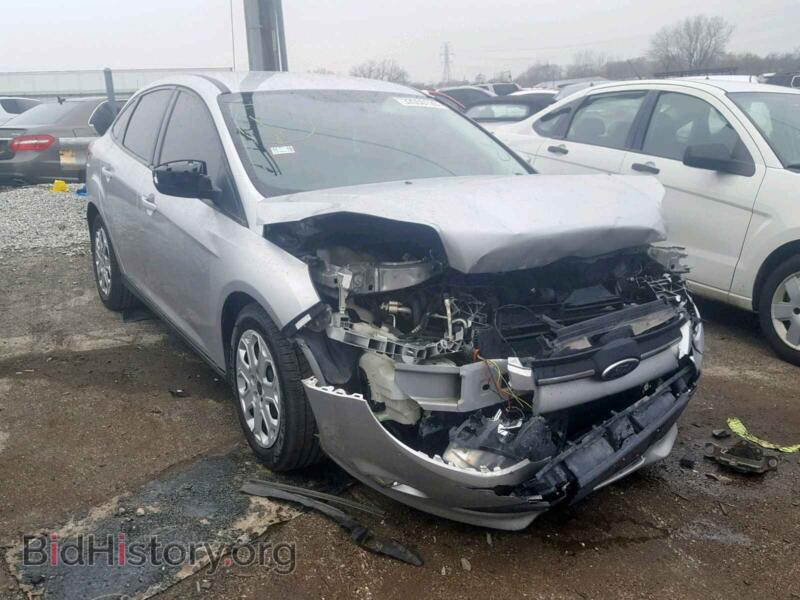 2012 Ford FOCUS SE (VIN 1FAHP3F25CL119695) — photo 1 of 10, Copart, damage: front end
