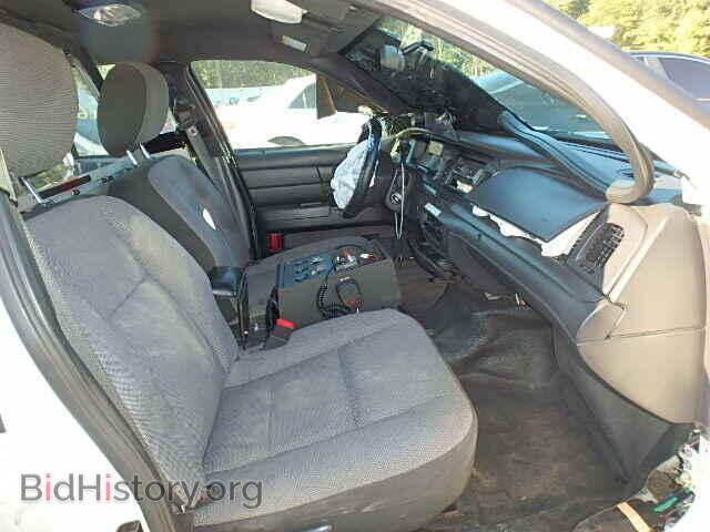 2011 FORD CROWN VIC - VIN: 2FABP7BV4BX181183 - Фото 5