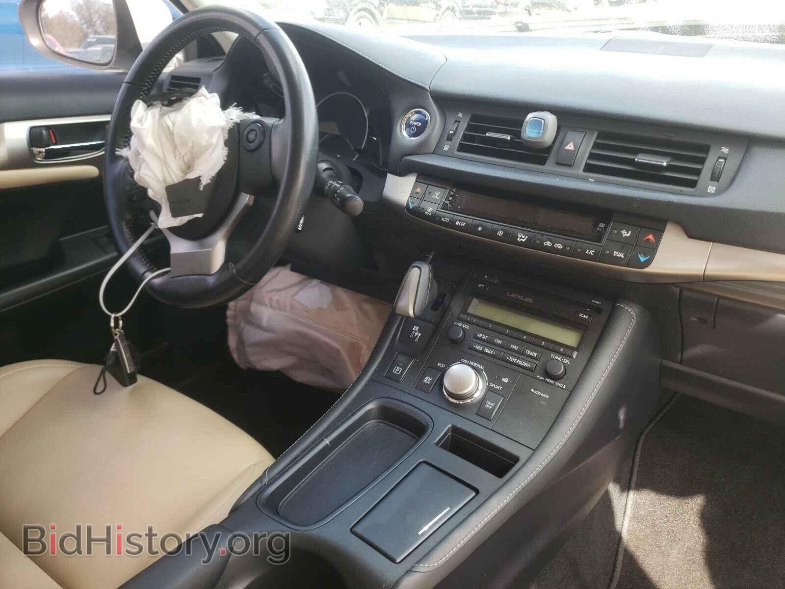 2016 LEXUS CT 200 - VIN: JTHKD5BH9G2257989 - Фото 9