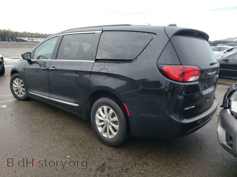 2018 Chrysler PACIFICA (VIN 2C4RC1BG1JR252796) — фото 3 из 10